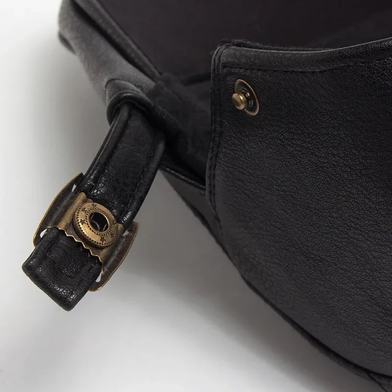 Boina Masculina de Couro British Romenzi RZ271