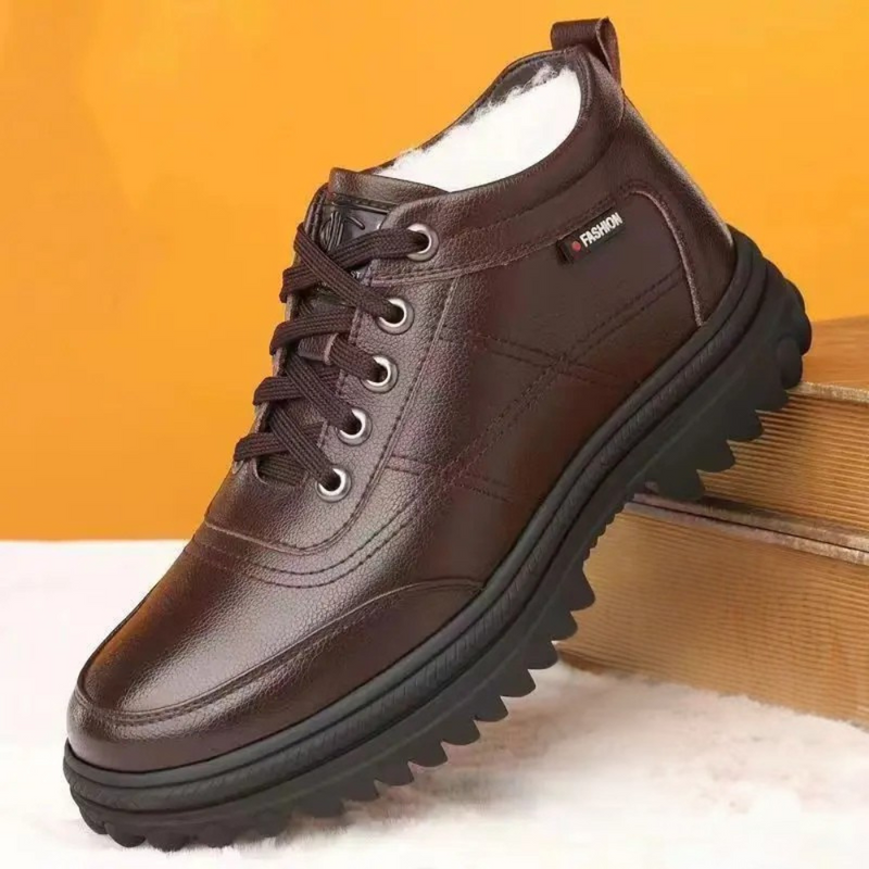 Bota Masculina de Couro Acolchoada Romenzi RZ290